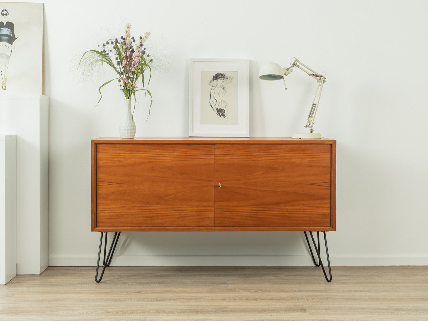 1950s dresser