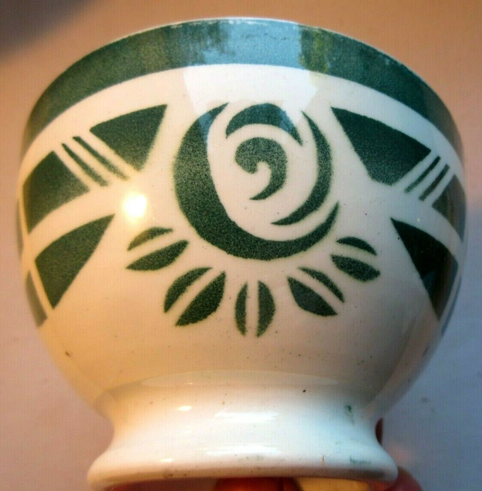 Old vintage bowl, geometric décor and free shapes by St Amand and Hamage