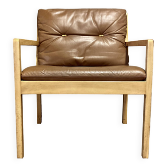 Scandinavian design leather armchair "Bernt Petersen" 1960.