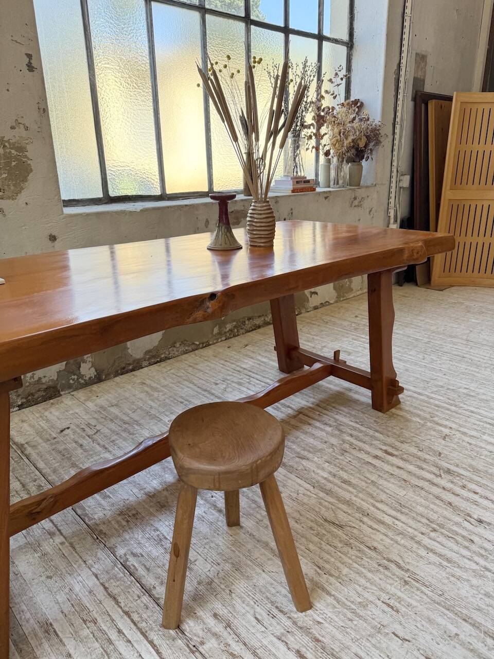 Aranjou farmhouse table in blond elm, 1950s