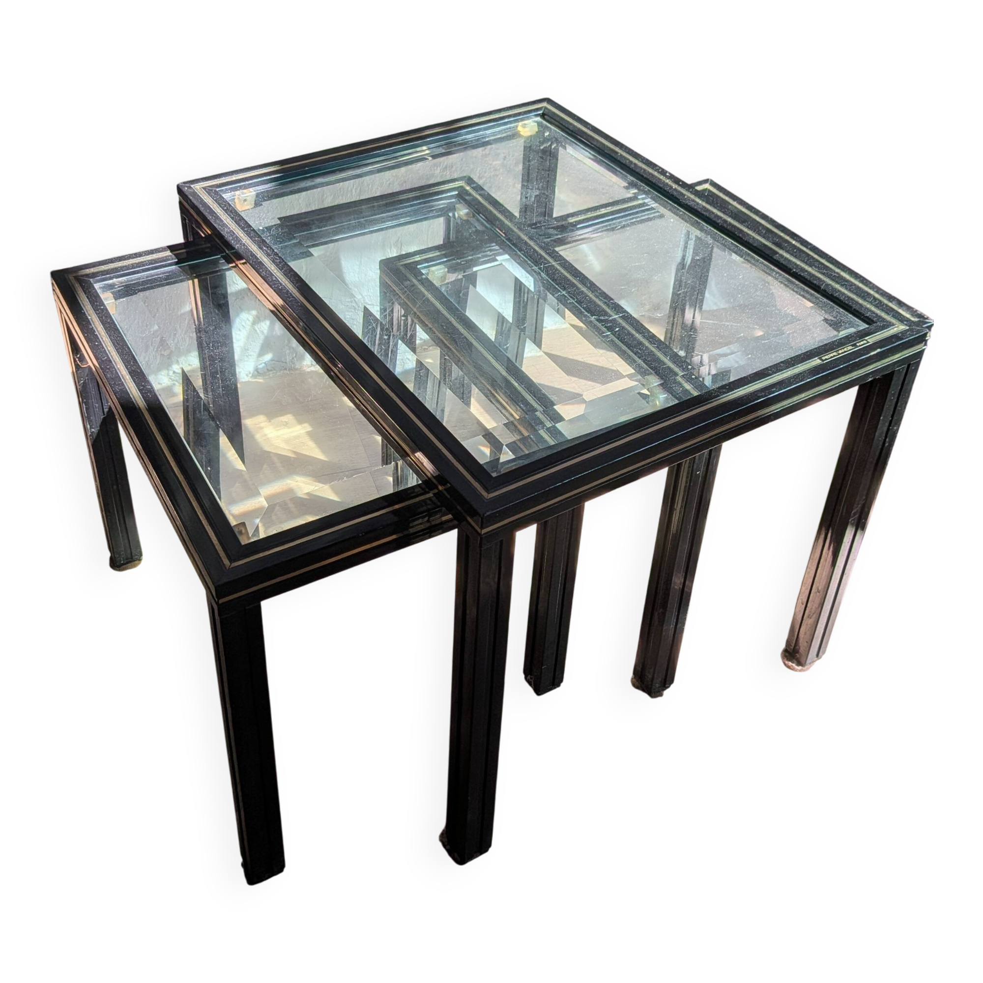 3 tables gigognes signées Pierre Vandel
