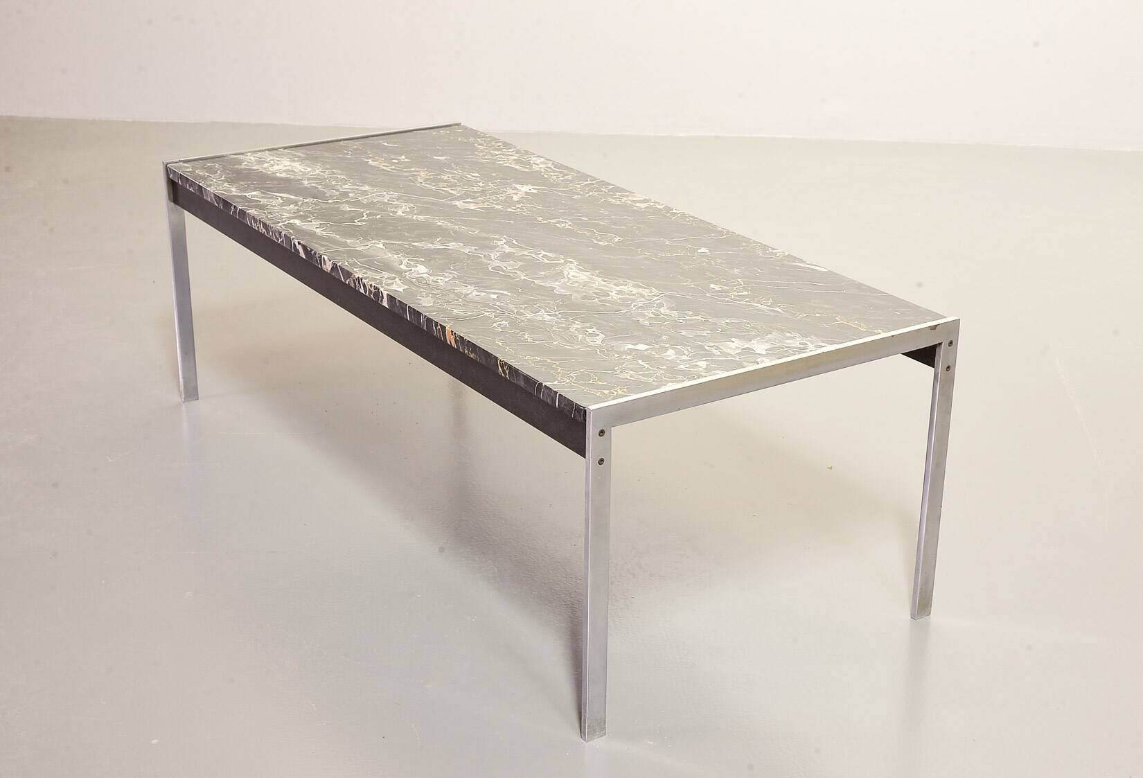 Kho Liangh Black Marble and Brushed Steel Coffee Table by Artifort 1960s