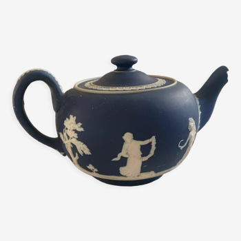 Old Navy Wedgewood teapot