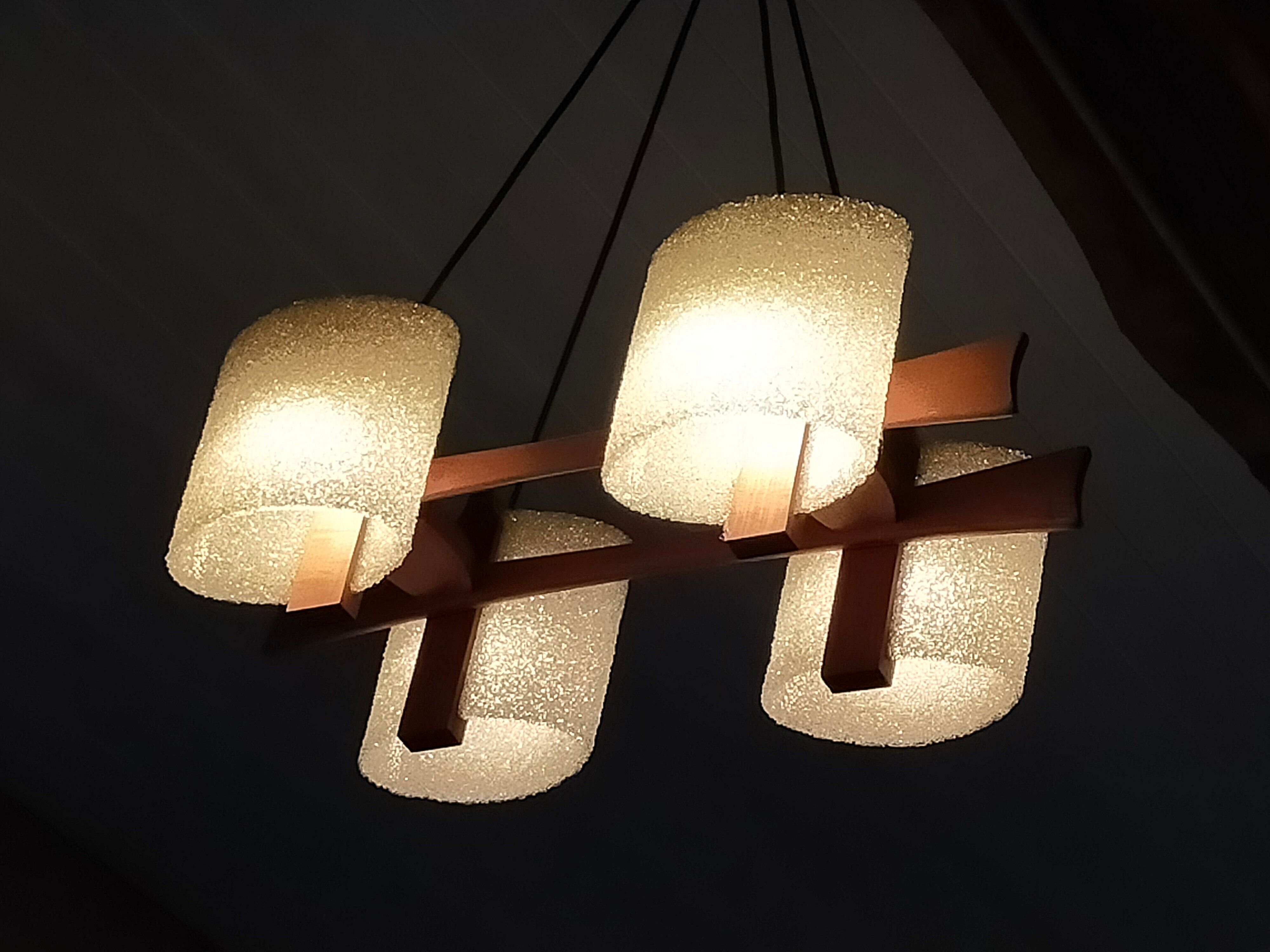 Lustre vintage scandinave en teck et perspex
