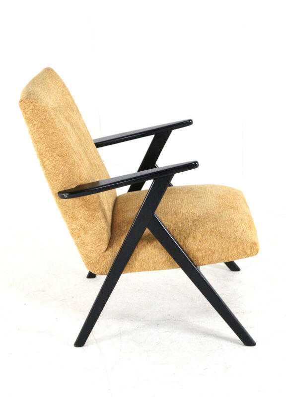 mid century modern vintage Armchair 'De Lier' - fully restored