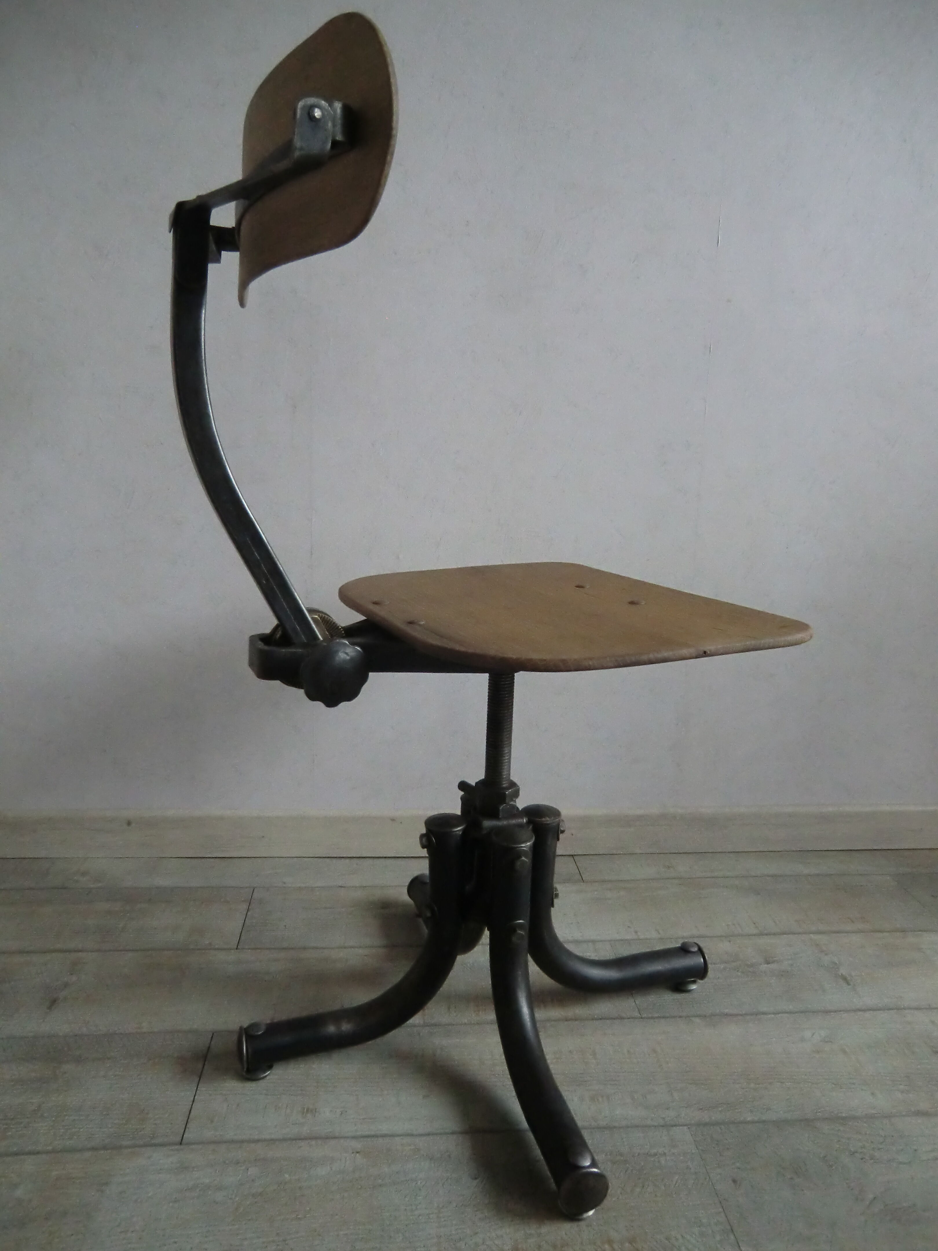 Industrial workshop chair from the 1930s