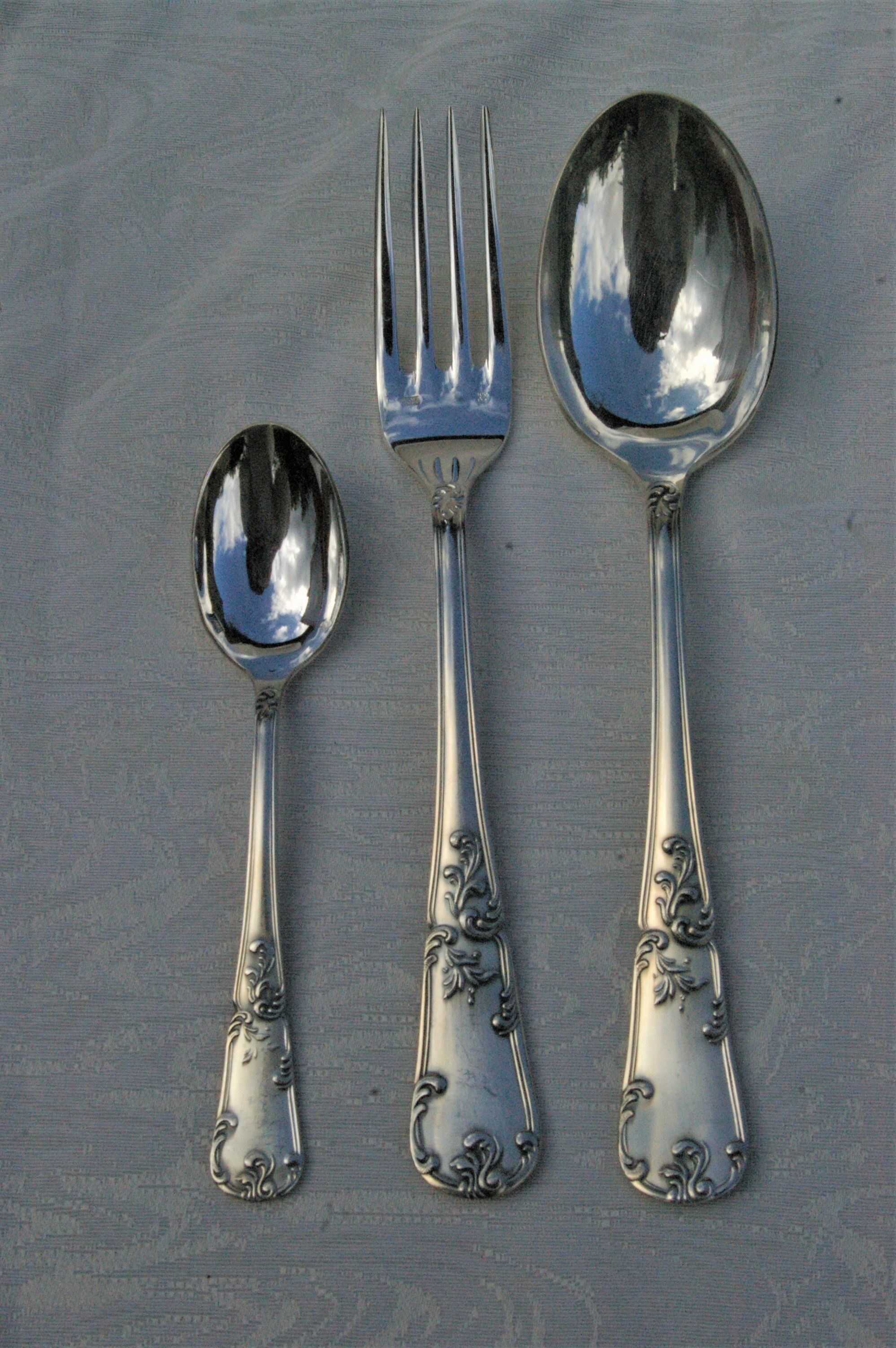 Silver metal housewife 37 pieces louis XV Marly style