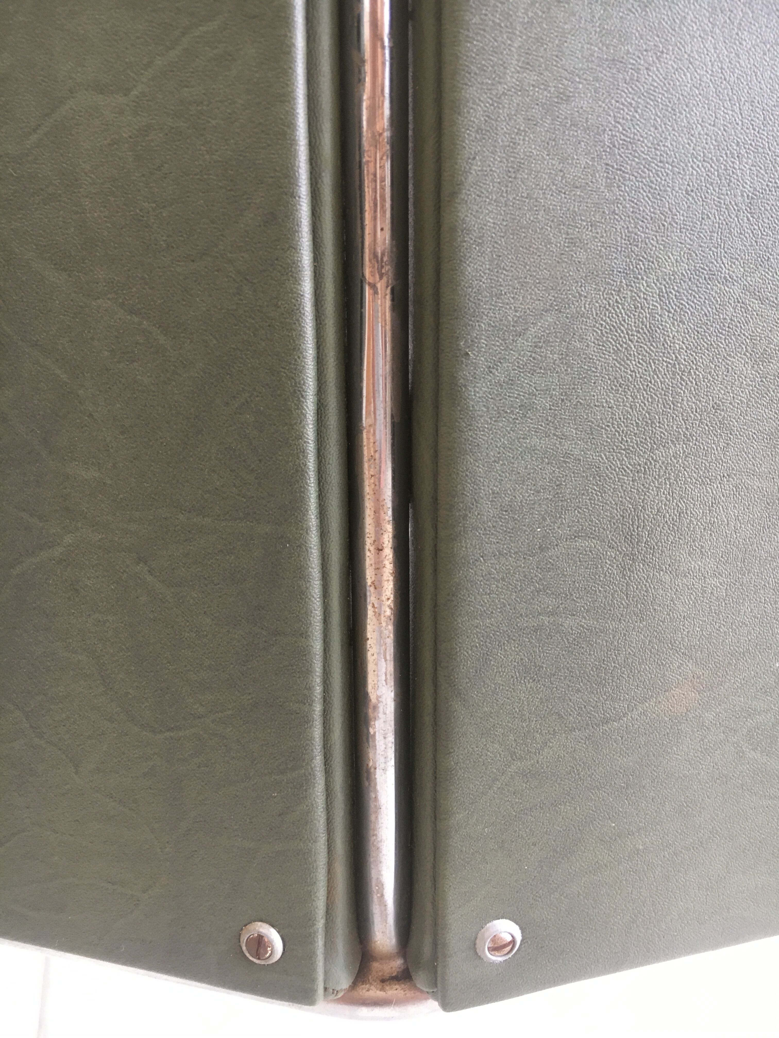 Chair Pierre Guariche, édition Steiner