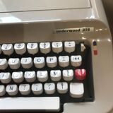 Underwood typewriter 319