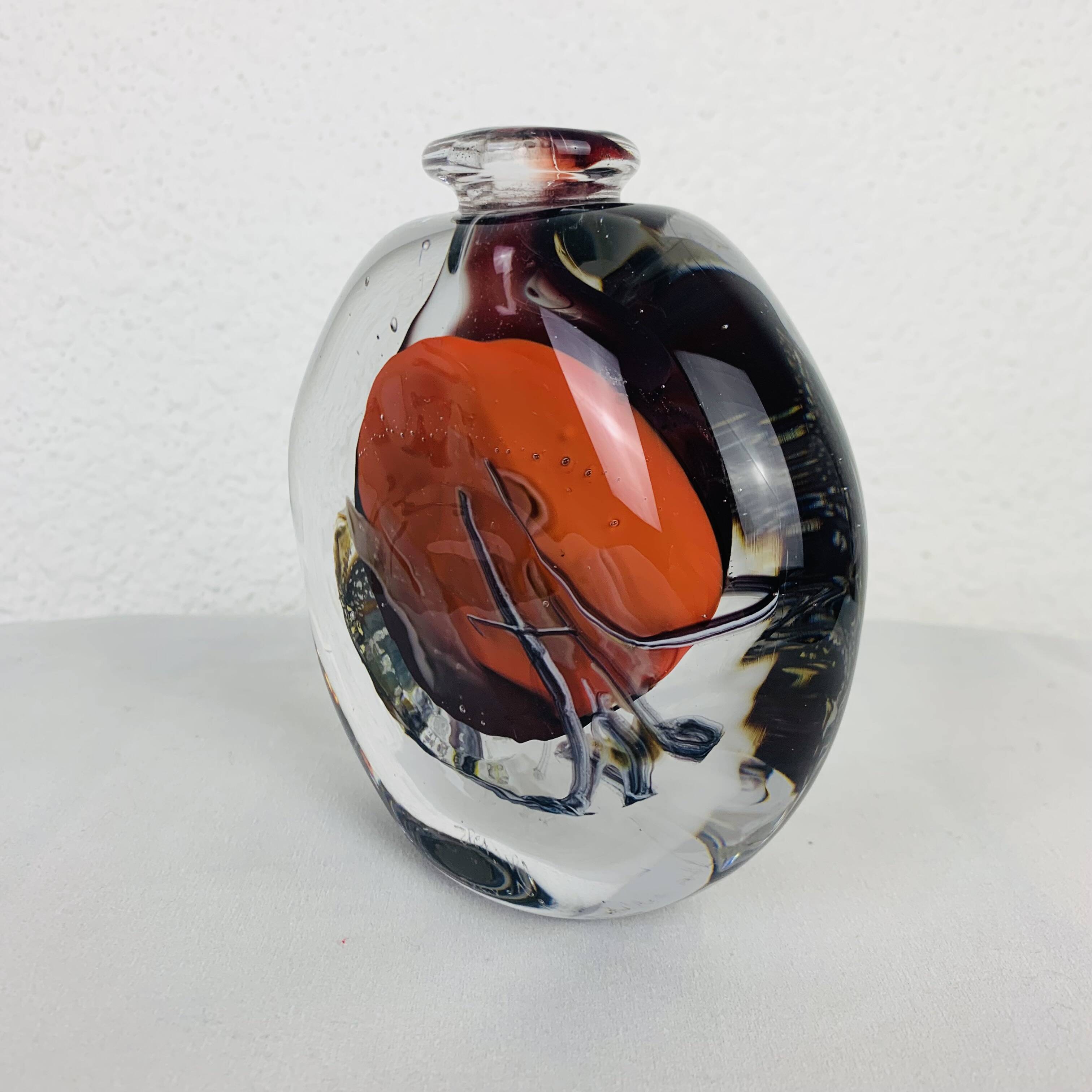 Blown glass vase by François Le Lonquer 1985