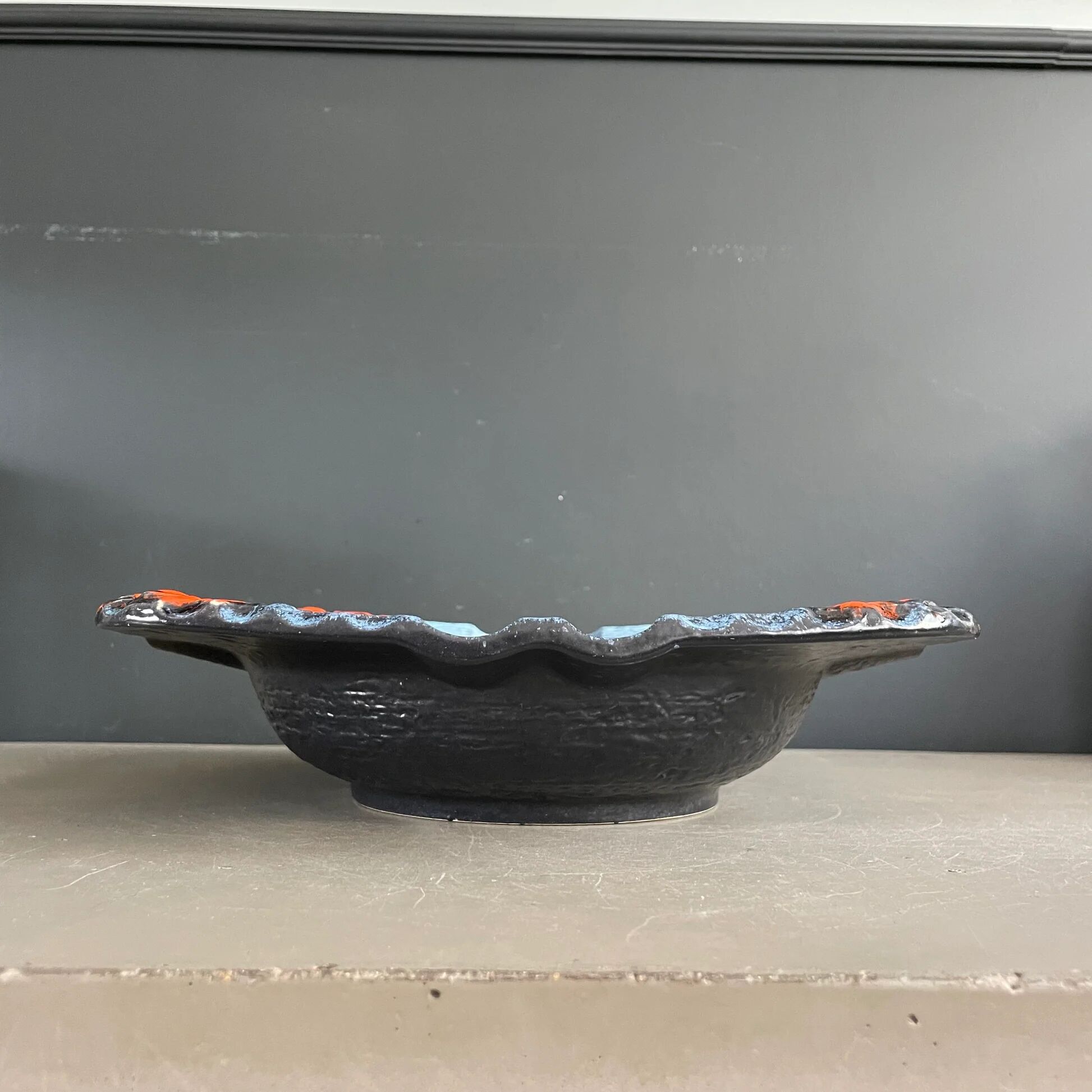 Dumler and Breiden fruit bowl, relief 70/26, West Germany, 1970s.