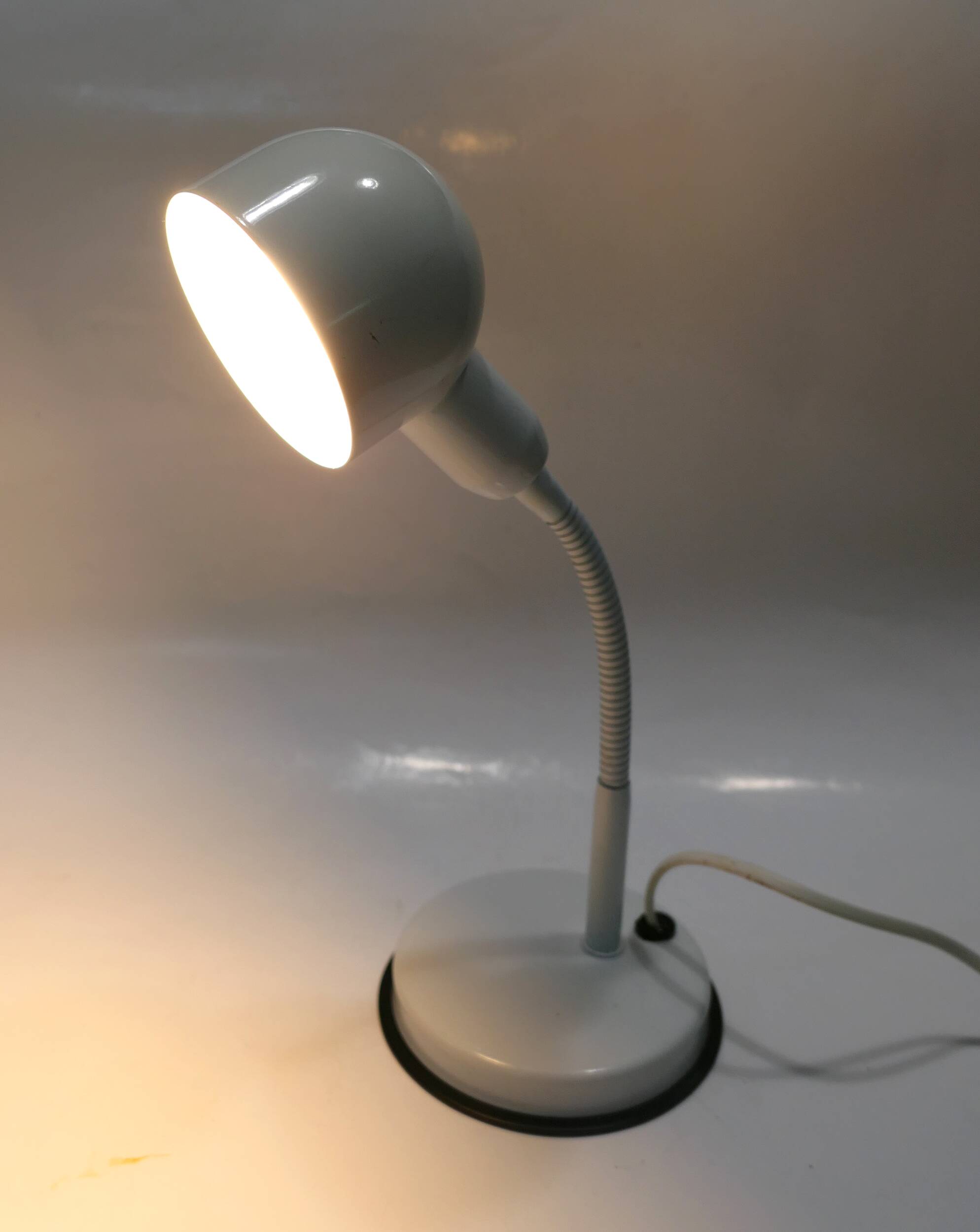 beautiful small Italian desk lamp 1970's Nuova Veneta Lumi