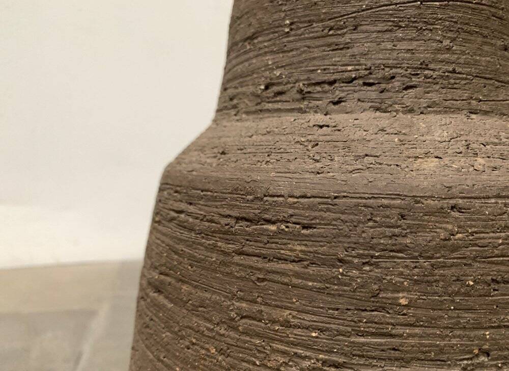 Brutalist German vase on a mid-century stand by Krösselbach Keramik, 1960s.