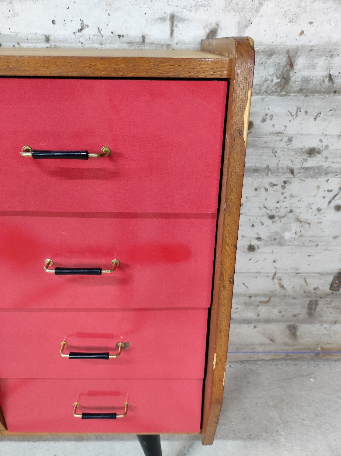 Vintage chest of drawers