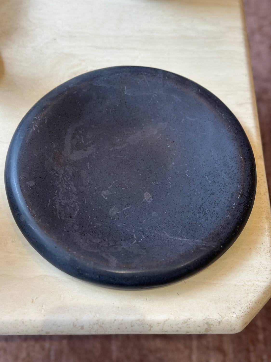 Vintage sculptural polished black marble donut plate flat tray empty po