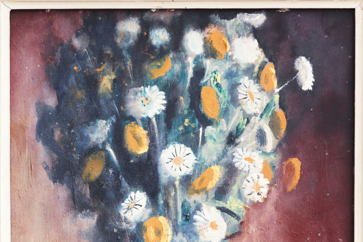 Oil on panel, bouquet of flowers, signed