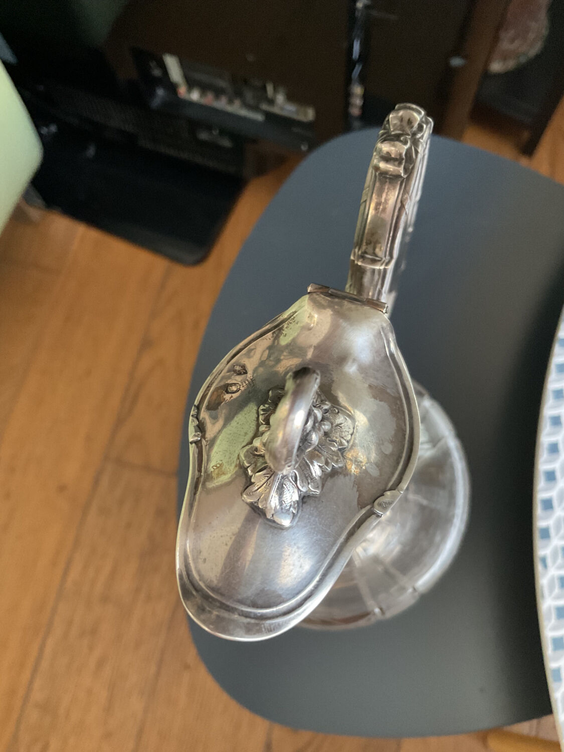 Carafe silver vermeil grapes 🍇