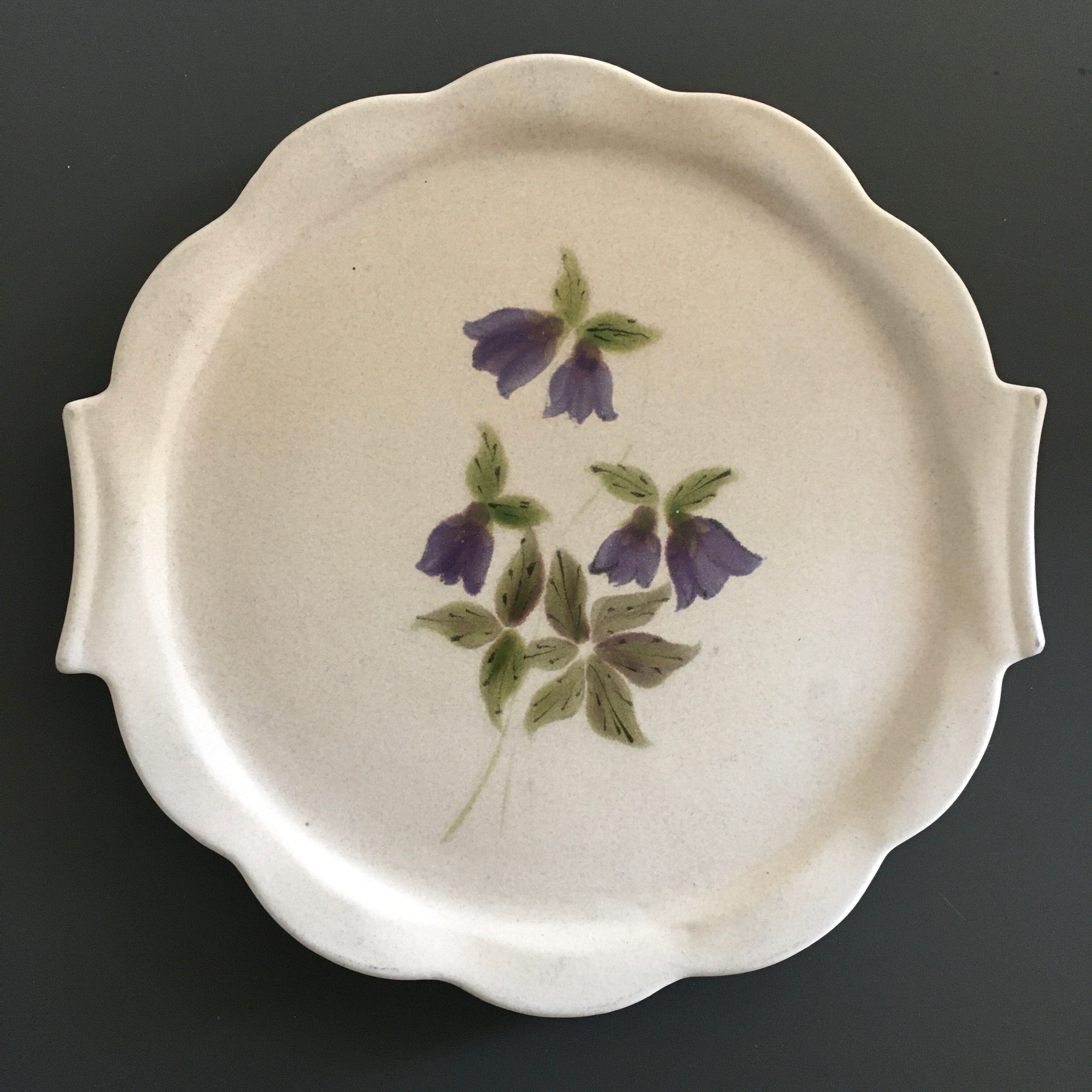 Dish floral décor