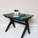 Low table feet compass