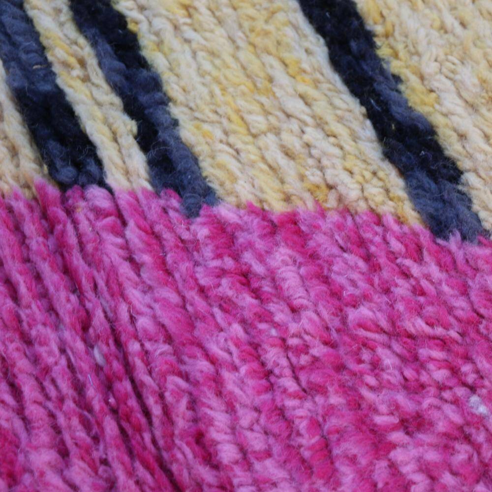 Contemporary Berber Rug - 250 x 154 cm