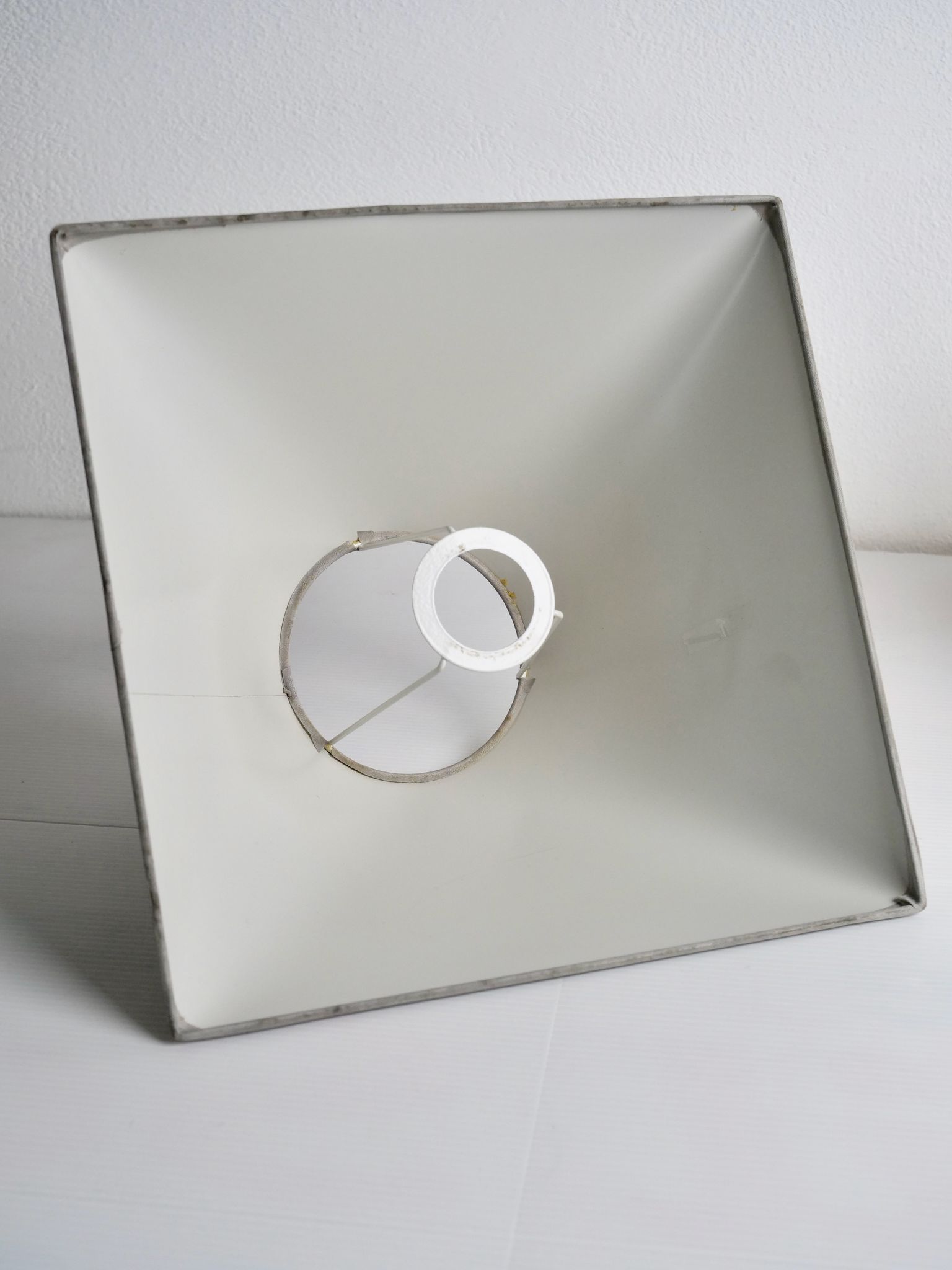 Melarti yellow sandblasted opaline lamp