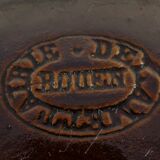 Plate cul noir 19 eme in faience of rouen de la metairie