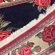 hand-woven Persian rug Ghoum
