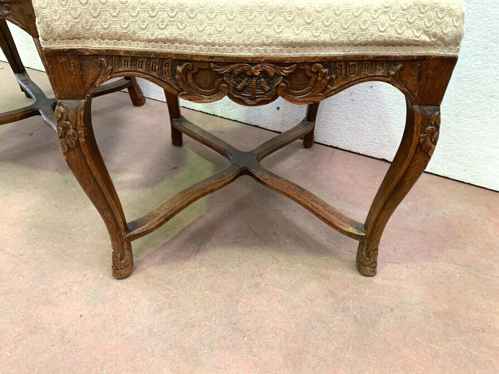 Pair of Regency style chairs in natural wood XIX century