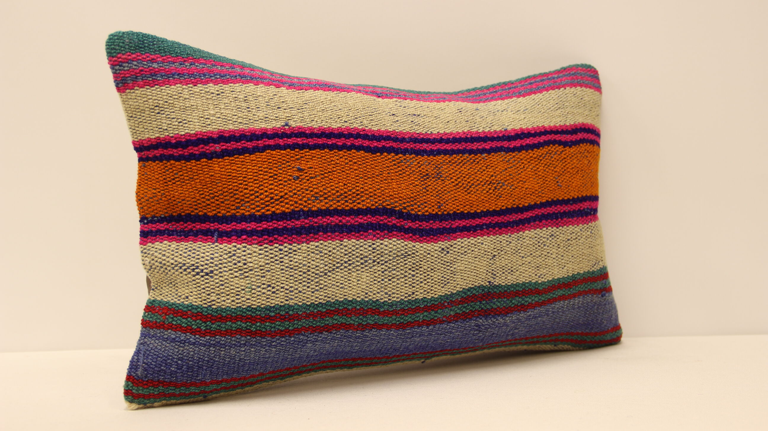 Throw Pillow, Cushion Cover 30x50 cm