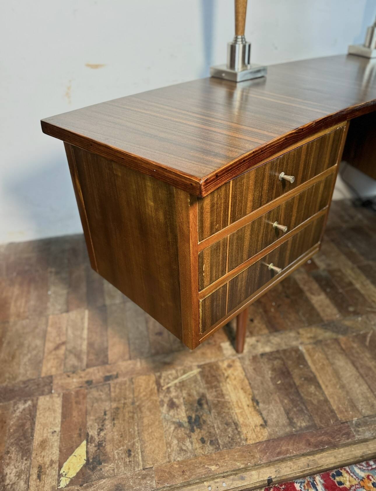 Mid Century Retro Vintage Walnut executive Desk by Morris of Glasgow curved