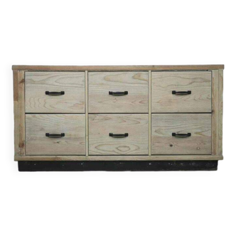 Vintage chest of drawers