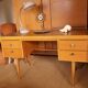 Oak-plated desk and formica 60s/70s