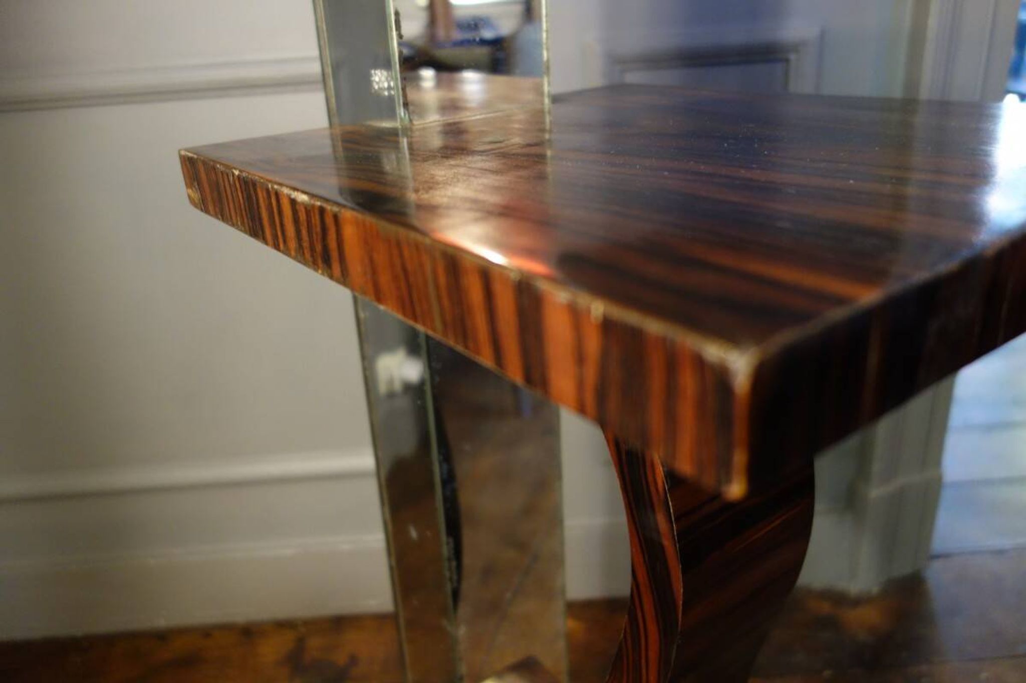 Large Art Deco Macassar Ebony Floor Lamp / Stand, circa 1930