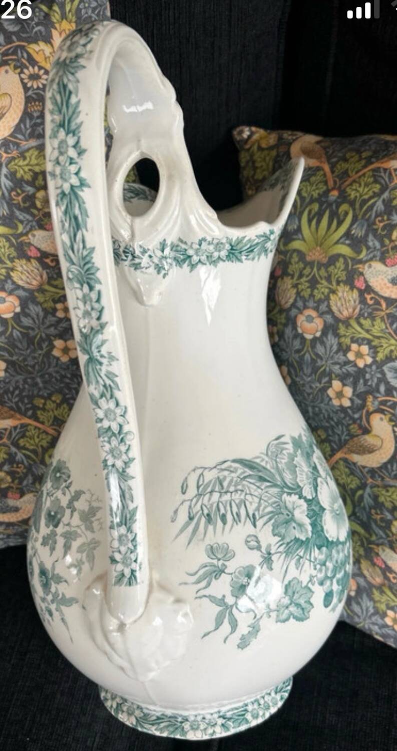 Iron earth toilet bowl