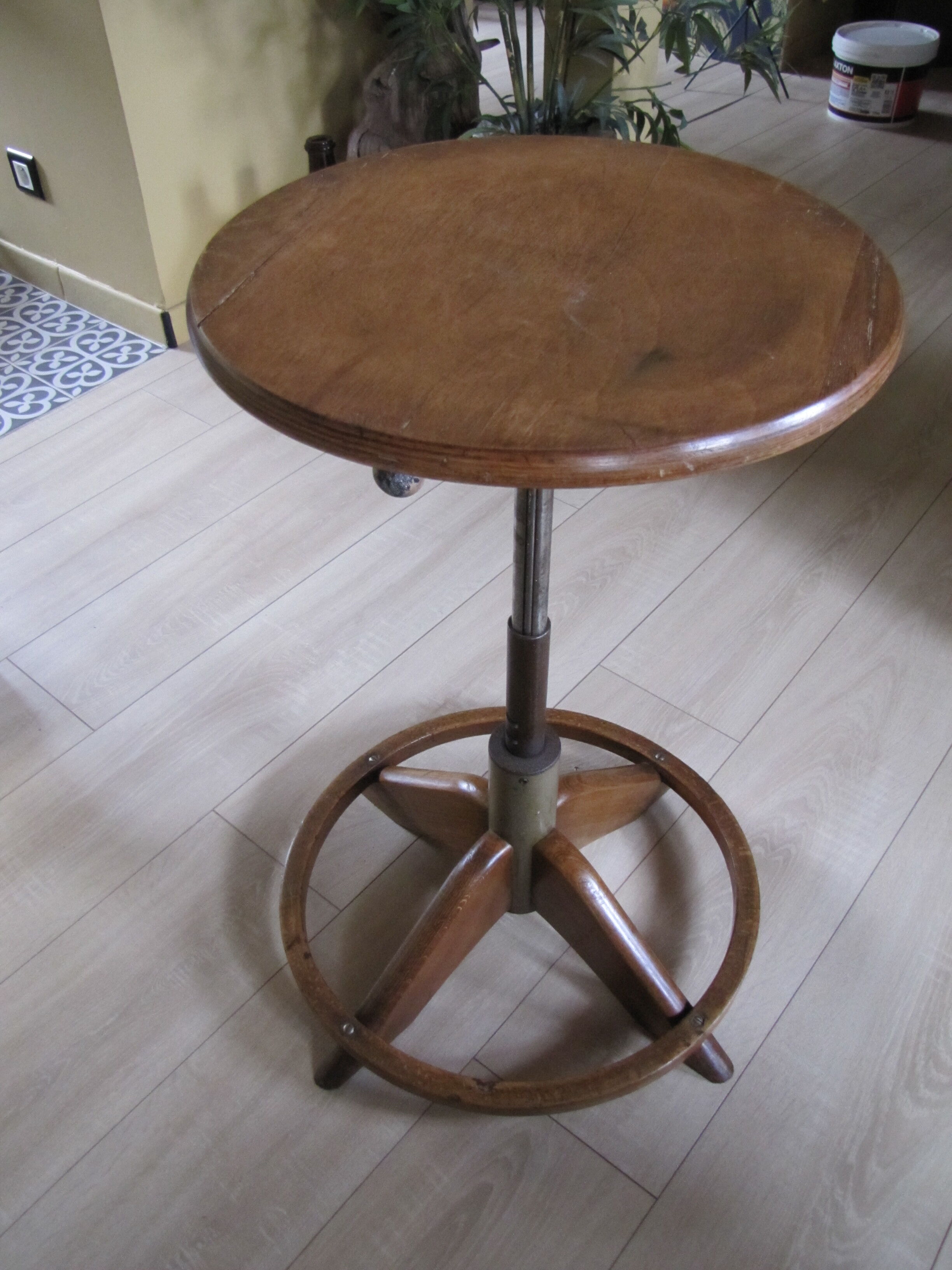 Stool workshop curved wood 1940