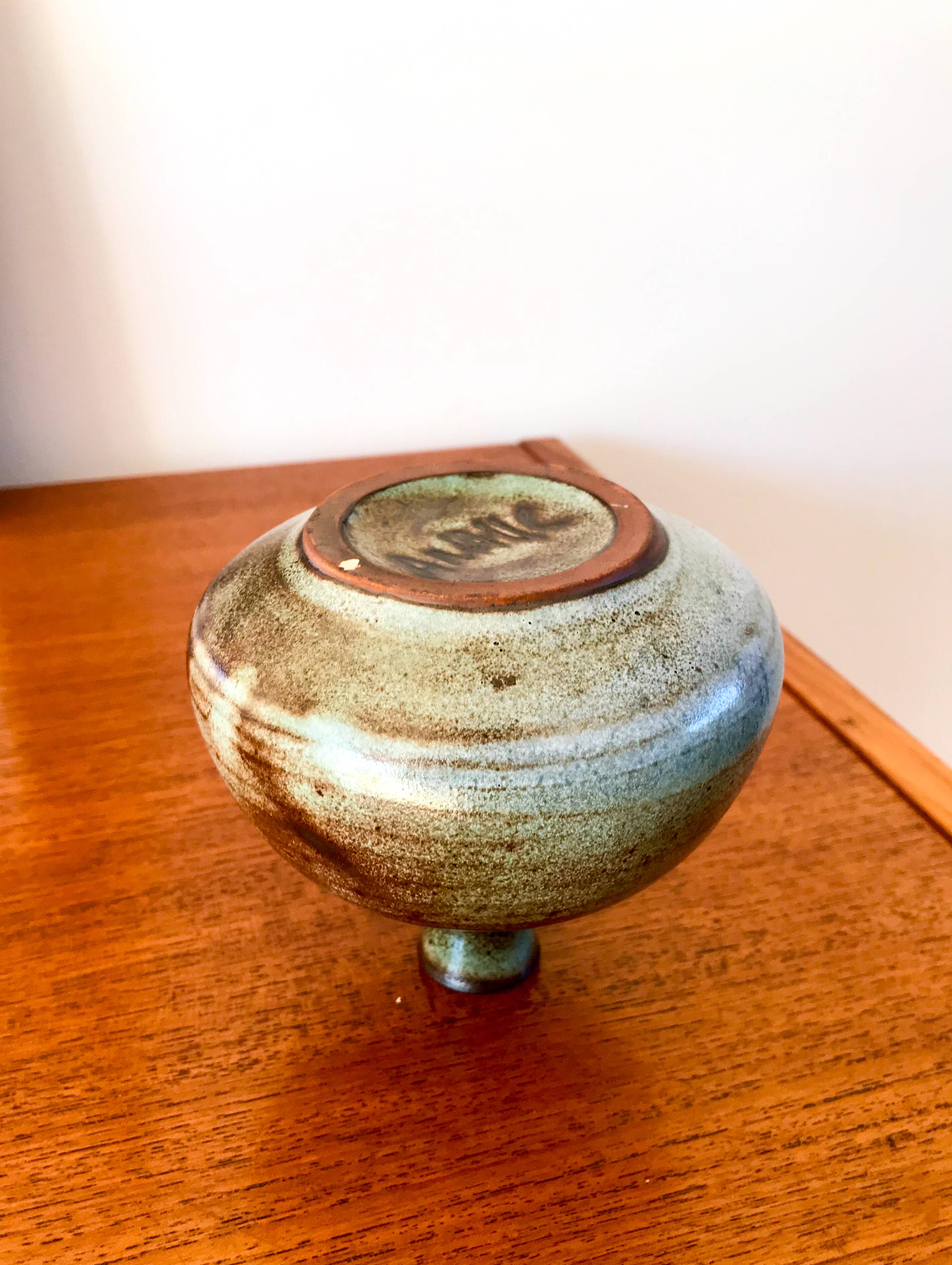 Vase Céramique années 60 signée VPH