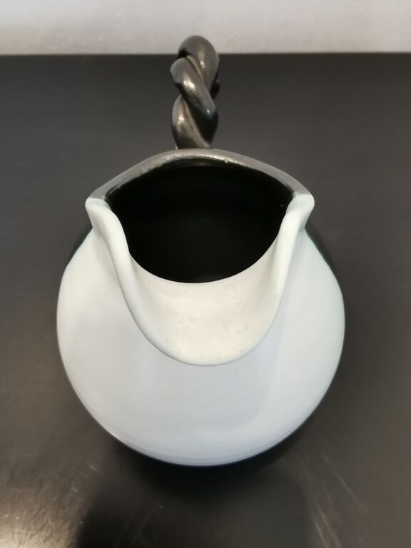 Pot à lait  signé Cerenne pour Vallauris
