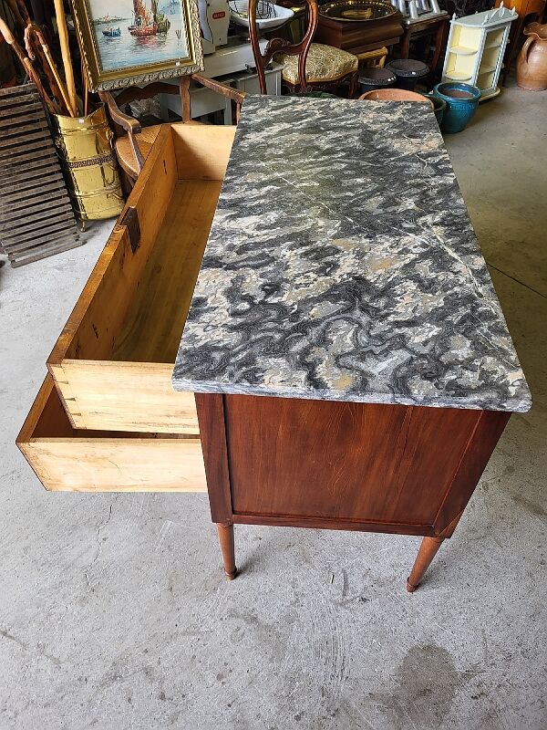 Dresser Louis XVl of the nineteenth century