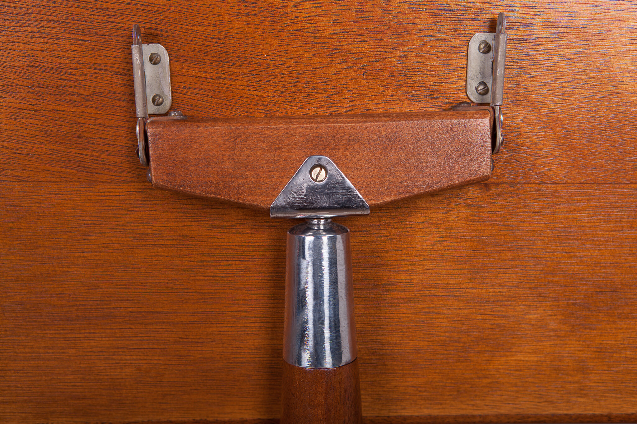 Dressing table from White & Newton, 1960s