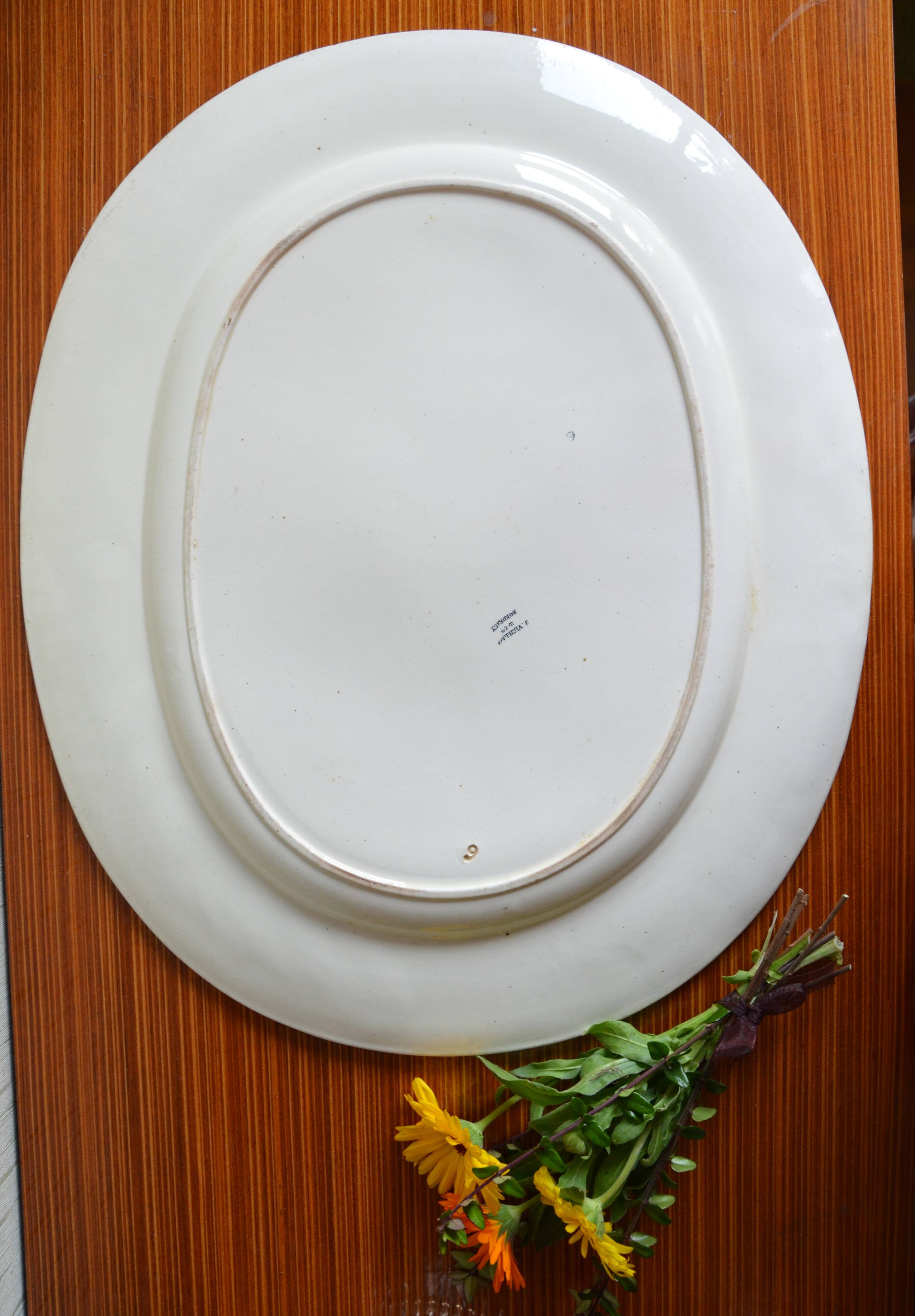 Serving dish of the J. Vieillard & Co factory