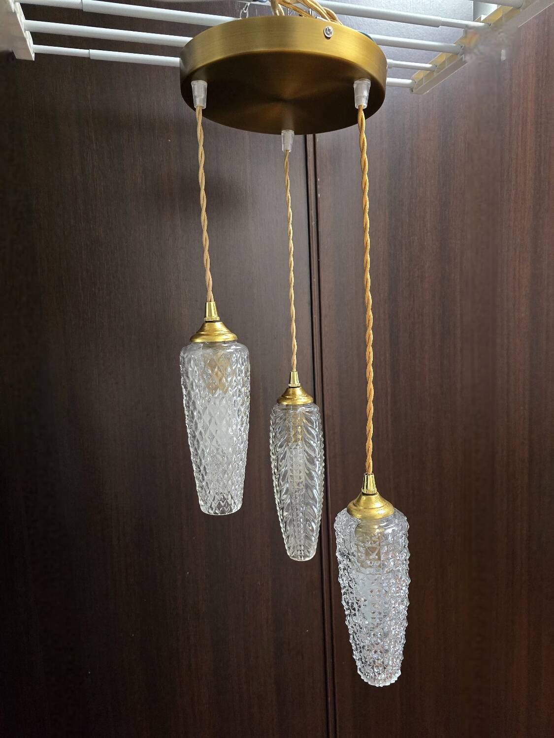 Vintage diamond point rocket suspension cascade globes