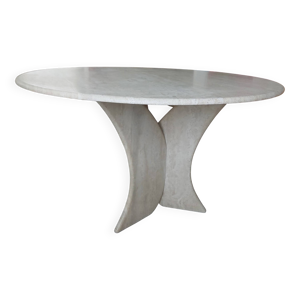 Table en pierre ronde