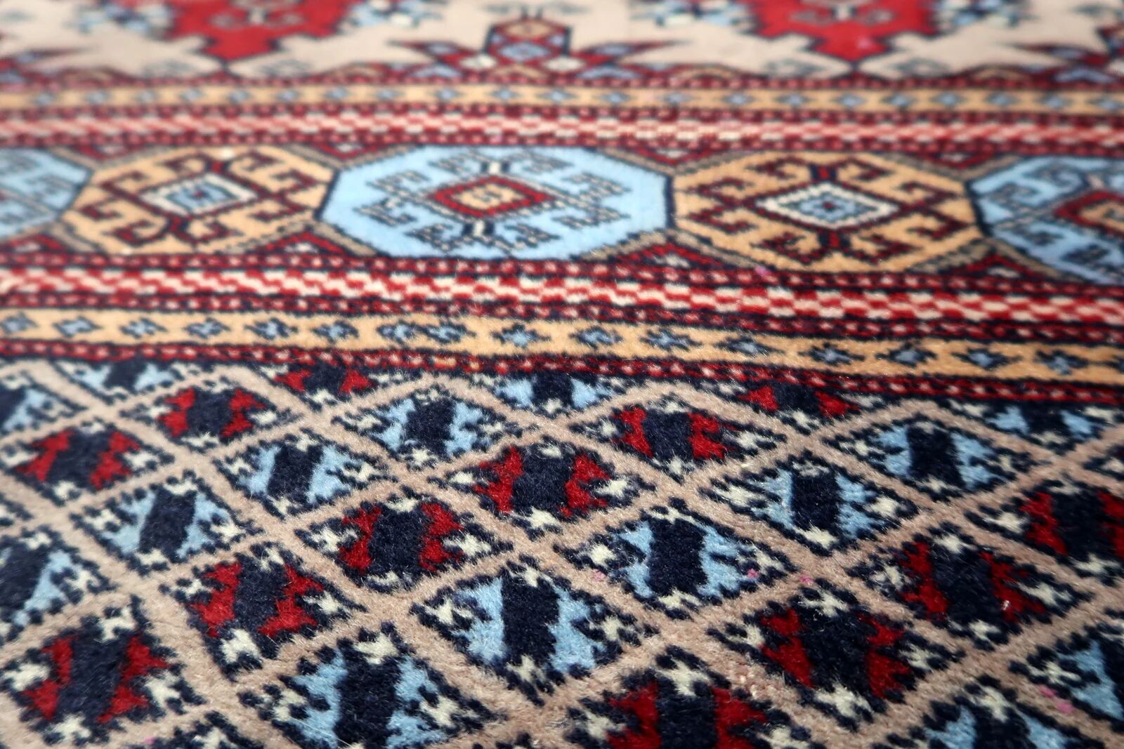 Antique Uzbek Bukhara handmade rug 94cm x 125cm (1920s)