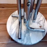 Metal parrot coat rack