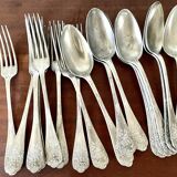 9 soup spoons & 9 forks in 19th century silver plated metal