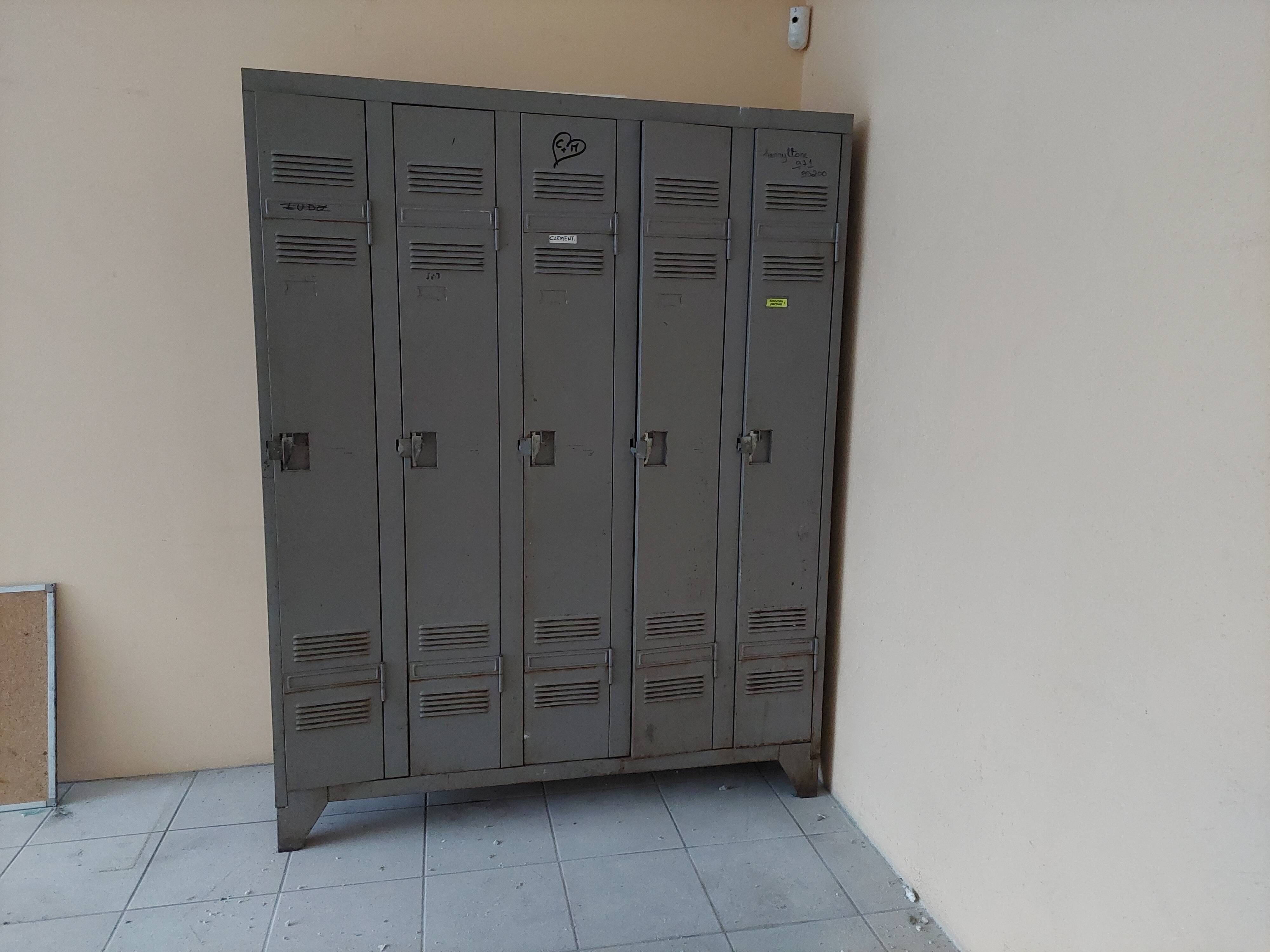 Cloakroom sheet metal factory