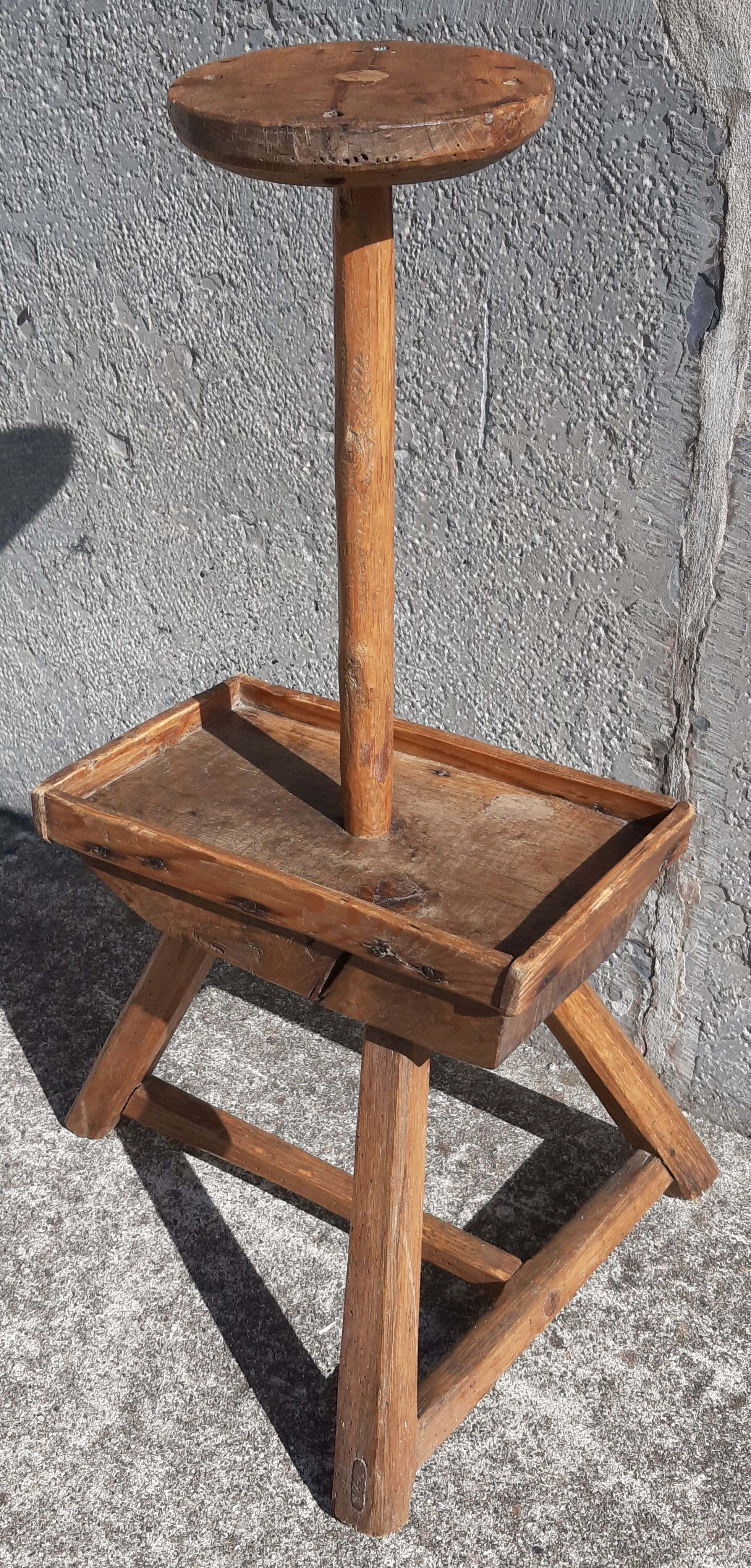Wooden tripod