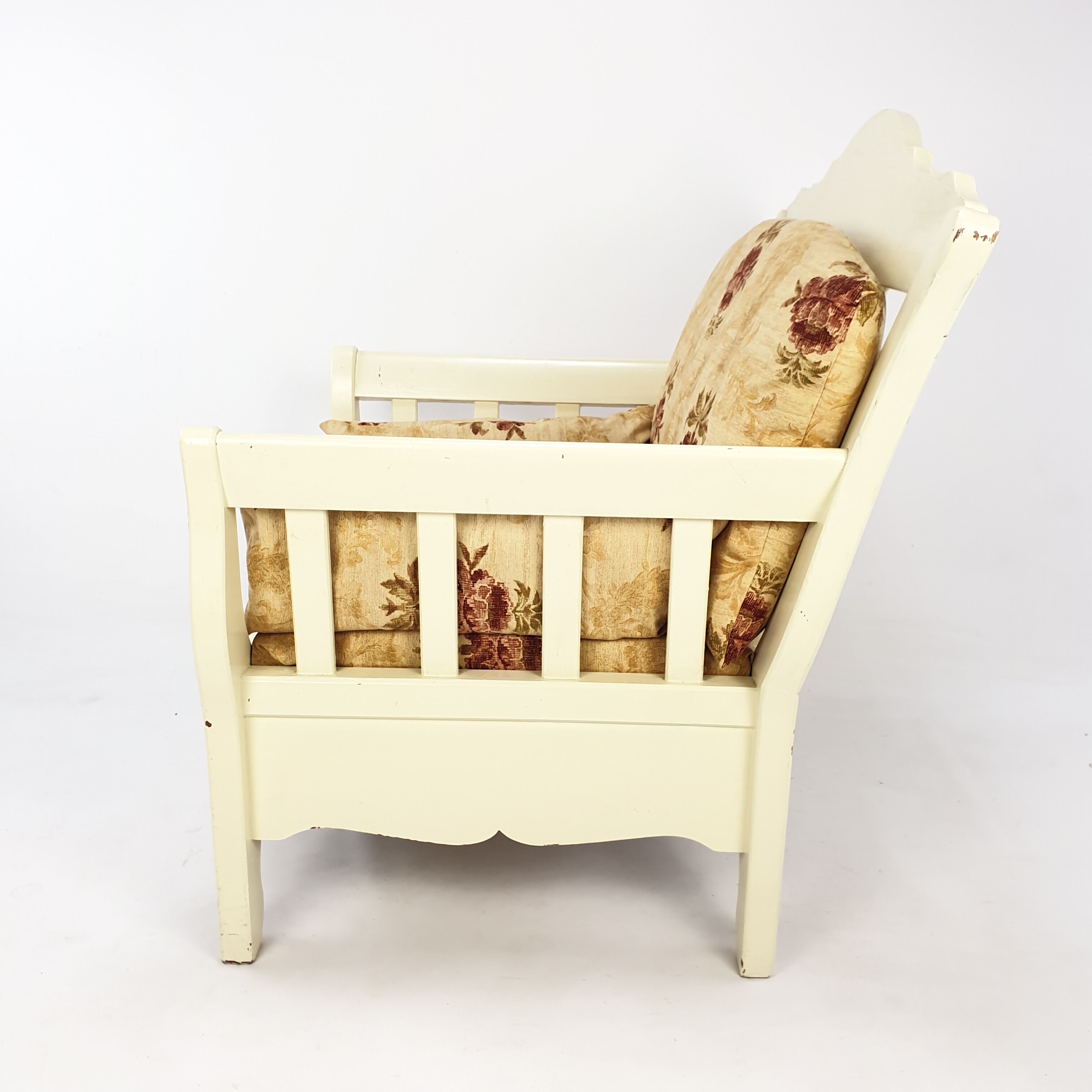 Fauteuil en bois avec des fleurs, années 80