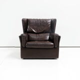 Midcentury leather wingback lounge- or clubchair