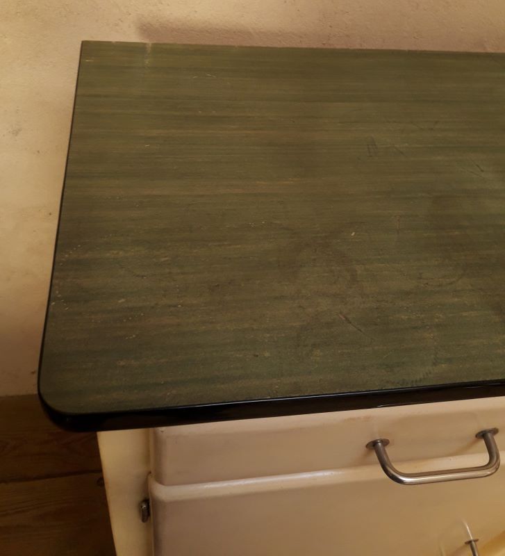 Vintage mado buffet
